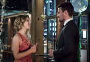 9.Arrow Missing Felicity et Curtis