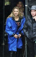 DL74QRtW4AArxEe.jpg (54 kio) Overgirl ?