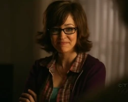 Intro-Layla1-483x384.png (185 kio) Layla (Autumn Reeser)