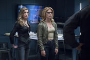 9.Arrow.Due Process.Black Siren et Felicity