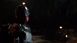 Barrage costume