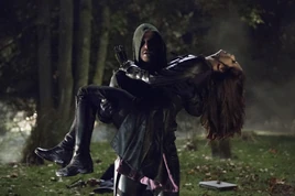 Arrow-Vendetta-1x08-010