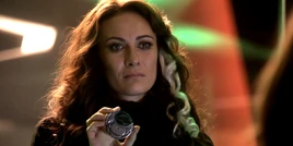 Supergirl-TV-Aunt-Astra