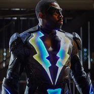 BLK101d 0100r-e1511997747800.jpg (47 kio)