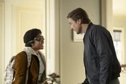 Stargirl-108-Shiv Part Two-003-Beth et Pat.jpg (227 kio)