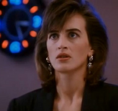 Tina McGee Terre 90 Arrowverse