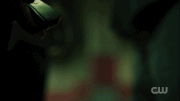 Roy poignardé.gif