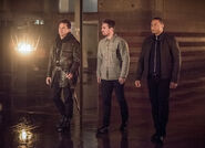 1.arrow-season-4-episode-sins-father-hangar