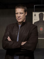 Christopher-Chance-human-target-17497830-375-500.jpg (66 kio) Christopher Chance (Mark Valley)