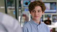 Carter Grant (Levi Miller)