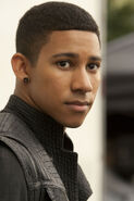 Insurgent-Keiynan-Lonsdale-as-Uriah