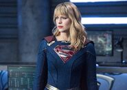 4.Supergirl-Dangerous Liaisons-Supergirl