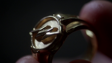 Bague the flash top