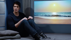 Ray Palmer in his quarters on the Waverider