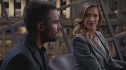 Laurel happy with Oliver's compliment