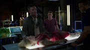 Oliver brings Felicity to the Arrowcave after Werner Zytle's attack