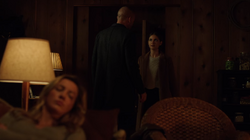 Thea encontra Quentin com Laurel