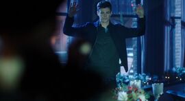 Barry es arrestado injustamente.