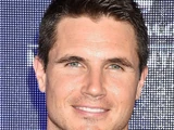 Robbie Amell