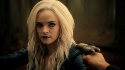 Cisco holds Killer Frost at gunpoint