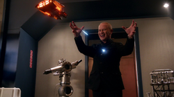 Darhk being attacked by the Waverider