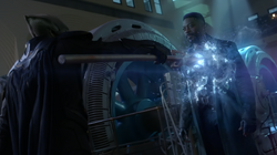 J'onn atacando Manchester