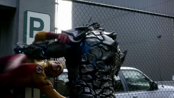 Savitar attacks Wally West