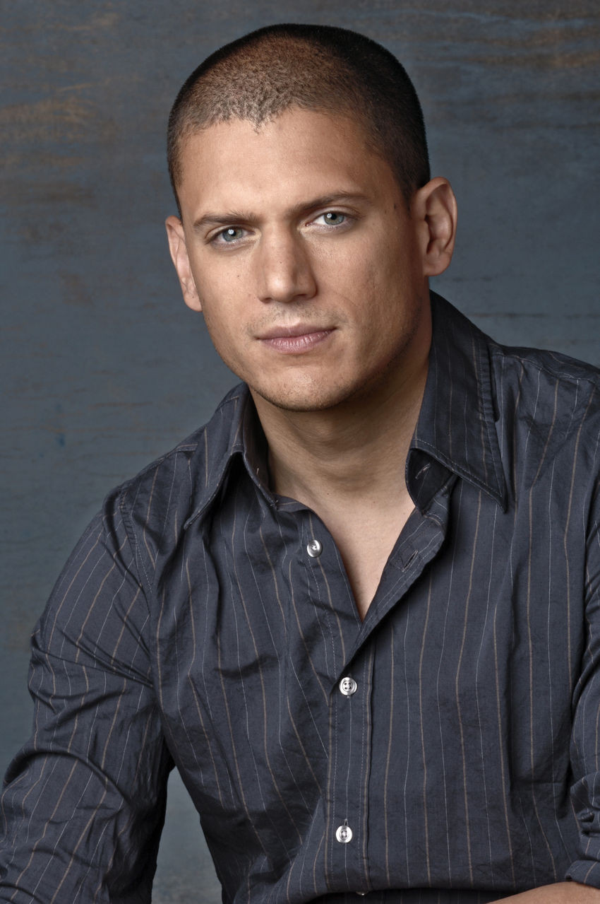 wentworth miller smoking