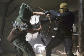 Yao Fei fights Deathstroke