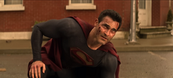Superman olhando para sua família