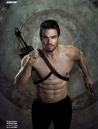 Shirtless Oliver running with arrows strapped to his back