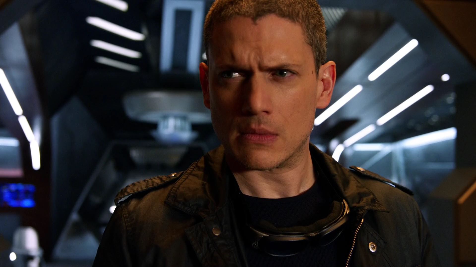 Leonard Snart | Arrowwersum | Fandom