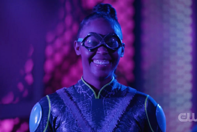 片耳① here's TOBARI ZOÉ PIERCE here's TOBARI ZOÉ PIERCE Zoe B. | Arrowverse Wiki | Fandom