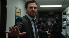 Oliver impedindo James Edlund