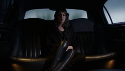 Thea deixando Starling City com Malcolm