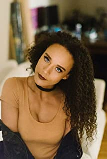 Naomi Hughes-Hall | Arrowverse Wiki | Fandom