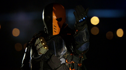 Deathstroke taking the prisoners