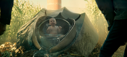 Kal-El bebê em Smallville