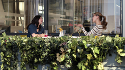 Kara and Lena have lunch