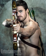 Oliver Queen aiming an arrow on a target background