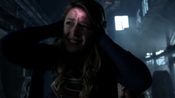 Os Dominadores dominando a mente da Supergirl