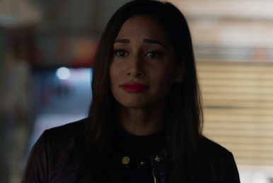 Zoe B. | Arrowverse Wiki | Fandom