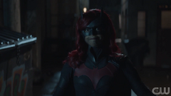 Batwoman's reaction to accidentally shooting a False Face thug