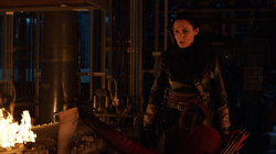 Athena observando Thea