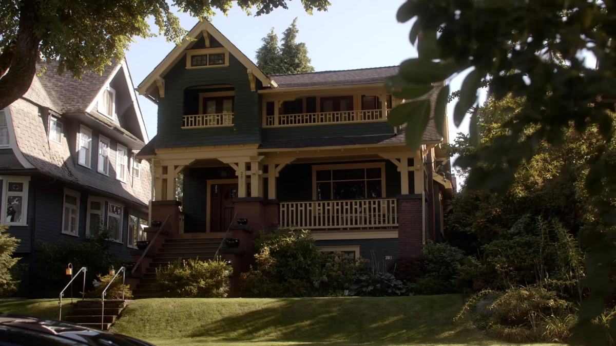 Allen house (Earth1) Arrowverse Wiki Fandom