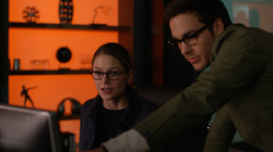 Kara and Mon-El investigate Spheer