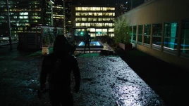 O Arqueiro Verde enfrentando o Prometheus