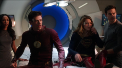 Kara e Barry acordam no mundo real