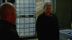 Rory takes Snart back to his place in time