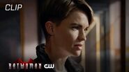 Batwoman Season 1 Episode 14 Grinning From Ear To Ear Scene The CW